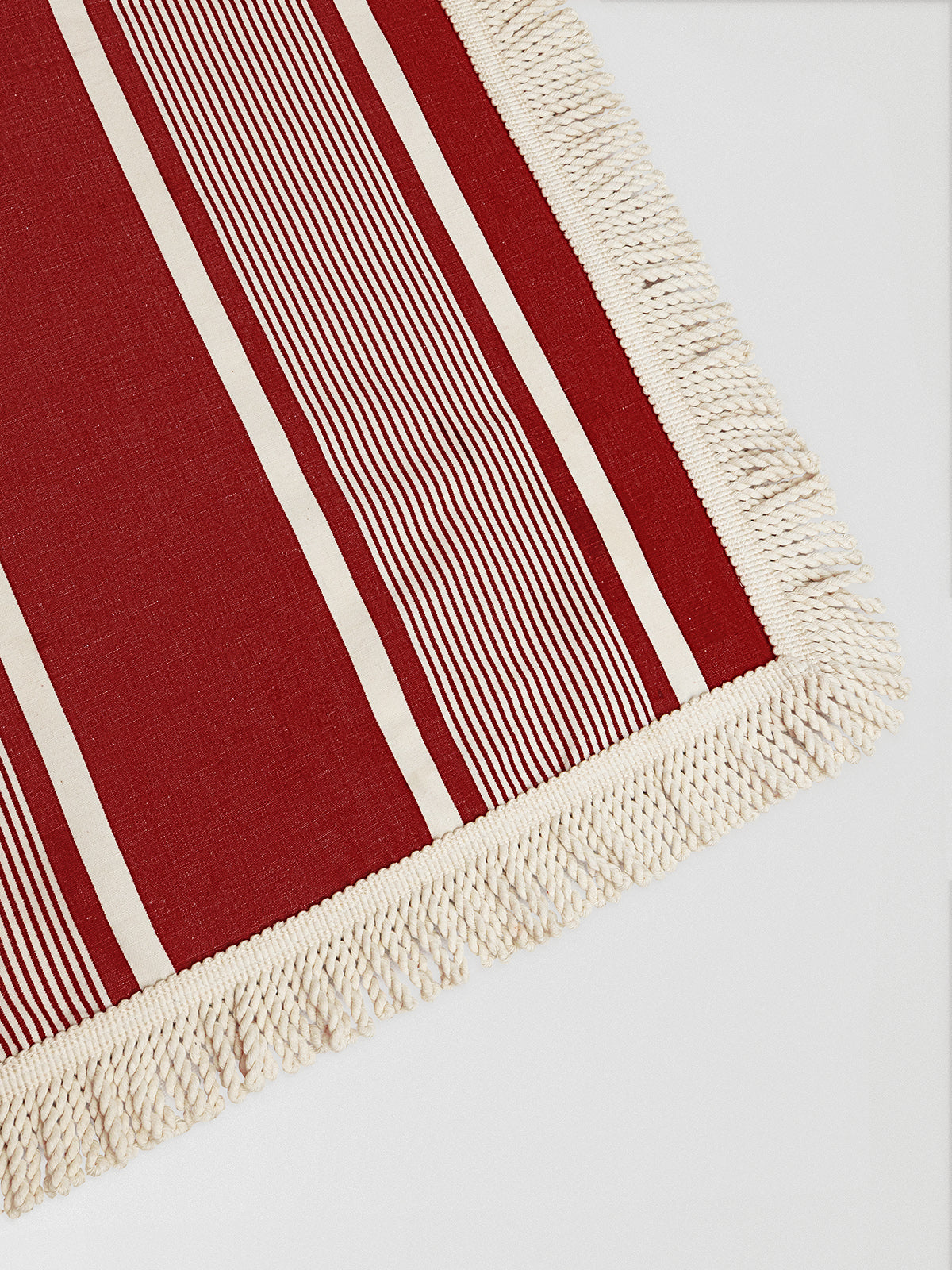 De Luz Red Tablecloth