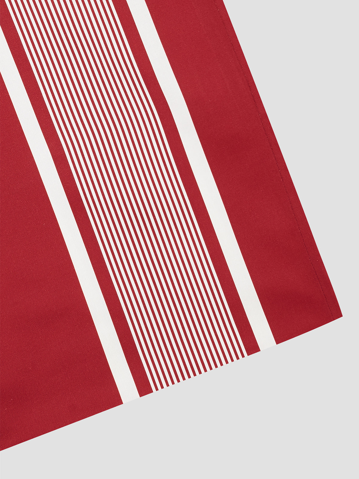 De Luz Tablecloth Red