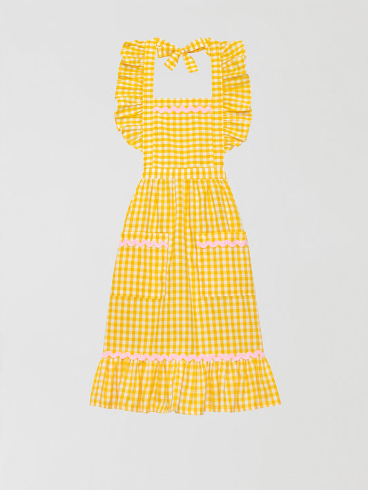 Cocinitas Apron Yellow is a yellow vichy apron with baby pink trim details on the skirt and front pockets.