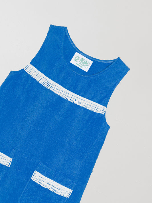 Short round neck dress made of blue toweling fabric