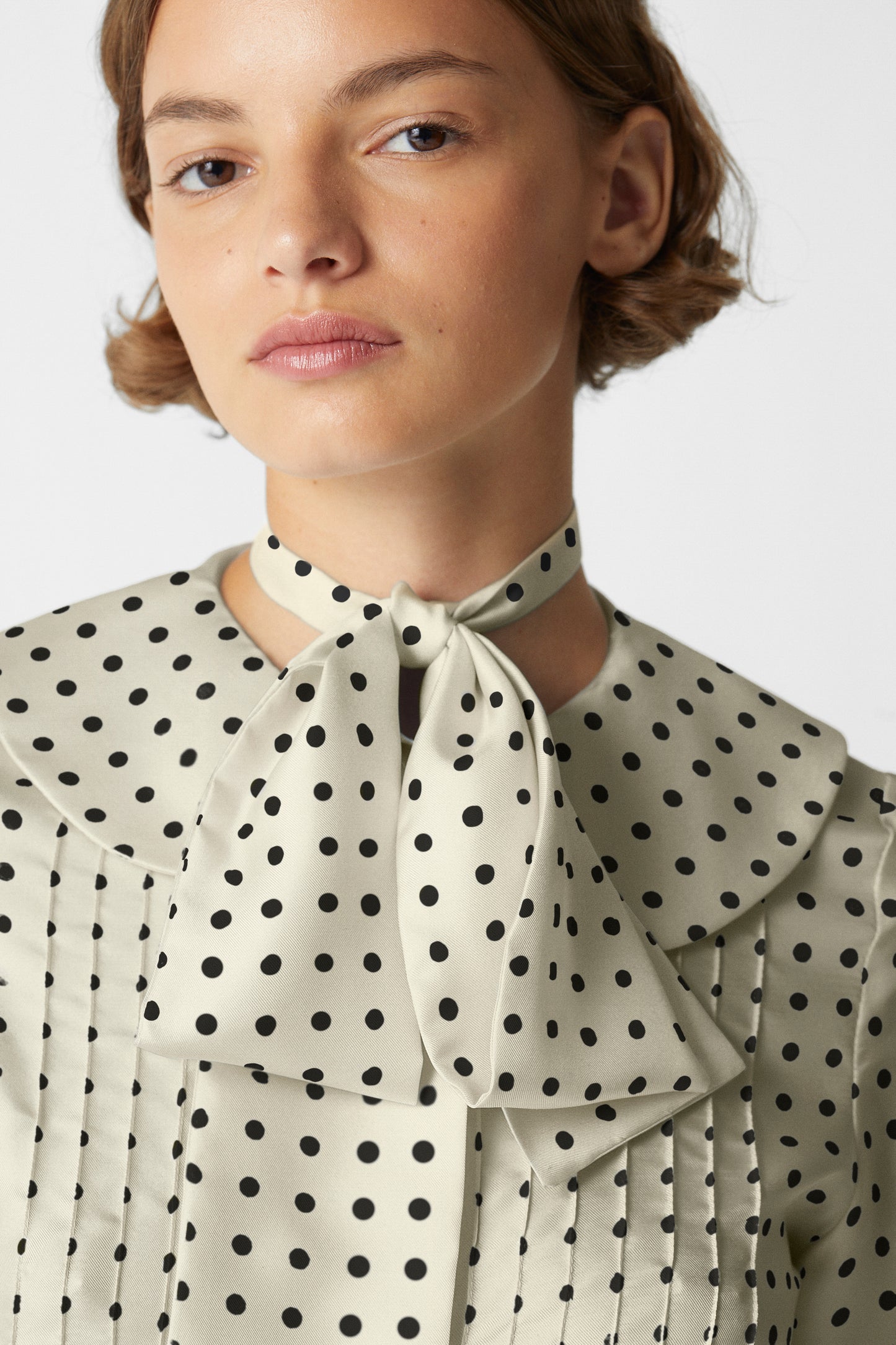 Twilly Polka Dots Silk White
